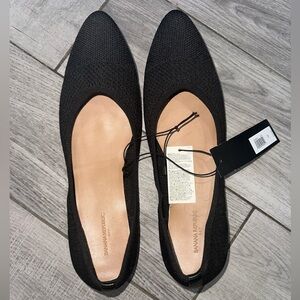 Banana Republic Sustainable Knit Black Flats size 10